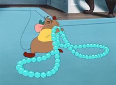 magpie_42's tweet photo. So I eventually want to make my sewing room based off the sewing scene in Cinderella, oversized decor and all right

Am I onto something here or just sleep deprived https://t.co/dSwdou6aiX