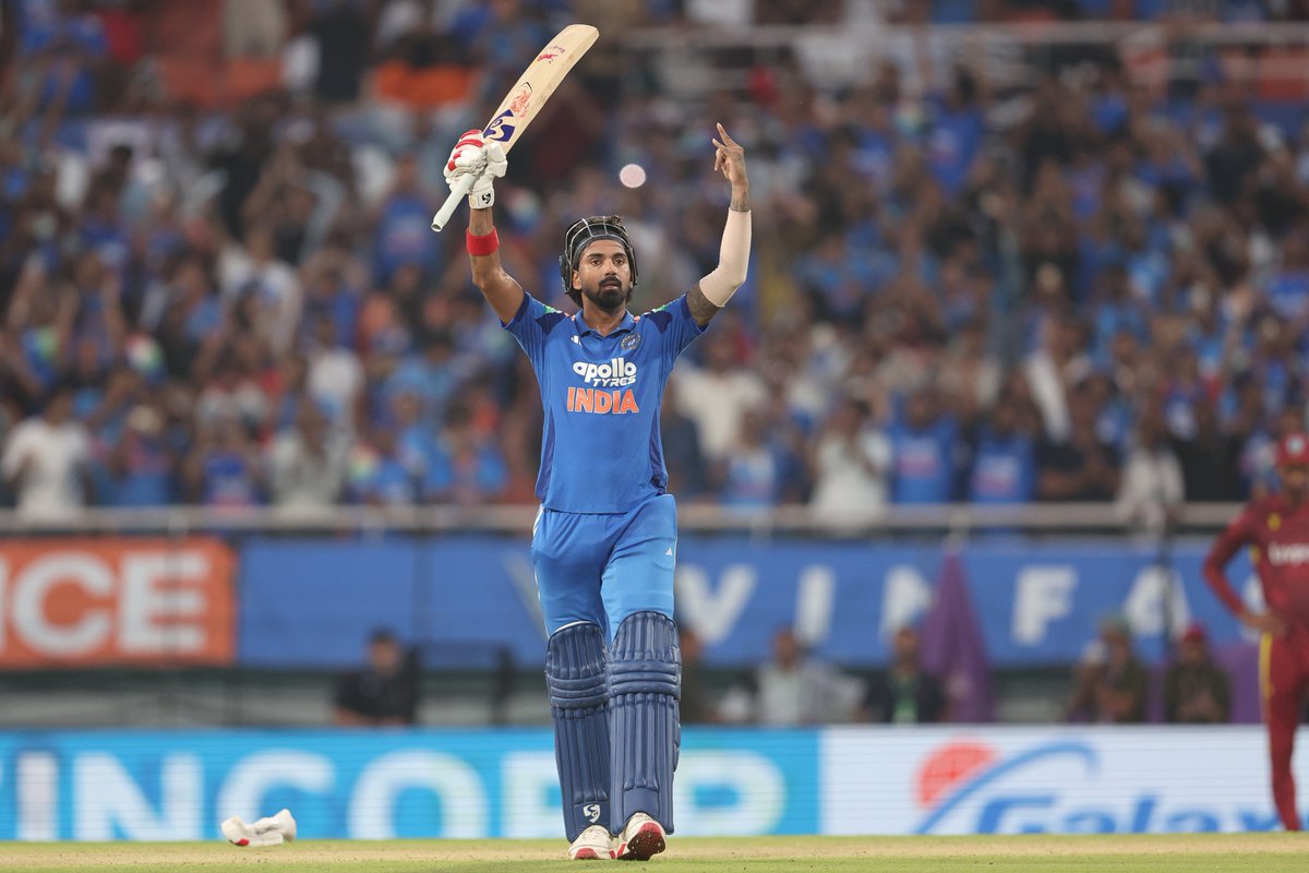 BCCI's tweet photo. The elegance 🤌
The milestone 💯
The celebration 🥳

📸 Picture-perfect frames from a spectacular9️⃣th ODI hundred by @klrahul 💙

#TeamIndia | #INDvWI | @mflone_ https://t.co/x3XViPrHAn
