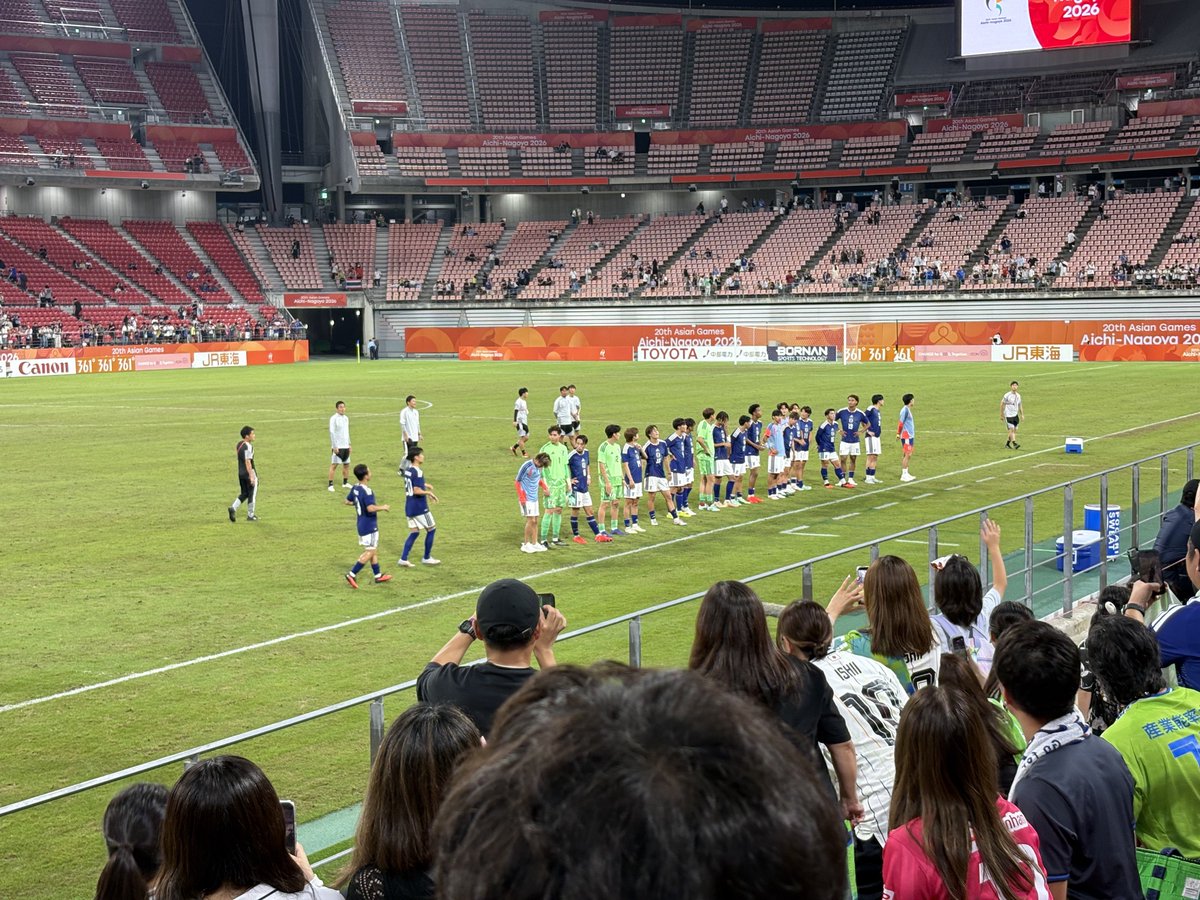 yuukaa187's tweet photo. 個人的オフシ()でサッカー。特にアジア大会はホントに追えて楽しかった！！これをきっかけにサッカーを深く知れた気がする。日本の未来は明るいかもしれないと思ったので、嶋本くんの記念グッズ課金しまくった✌️笑 https://t.co/Km7yoBUfKN