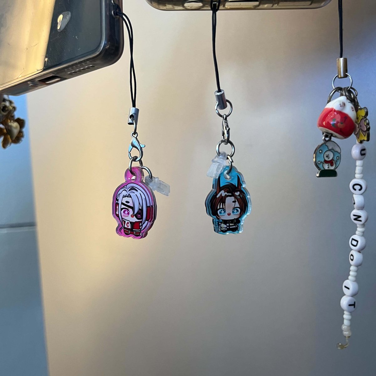 s1lverwandering's tweet photo. couple keychain kayo diyan #AlDub https://t.co/zF9cqpVe1K
