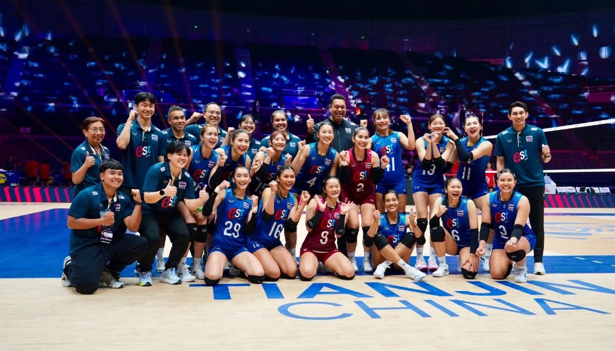 banking_fly's tweet photo. สิ้นสุดลงหมดแล้วเป็นที่เรียบร้อย ปี2026 สำหรับ #วอลเลย์บอลหญิง และ #วอลเลย์บอลชาย ขอบคุณที่สร้างความสุขให้ตลอด 3 เดือนที่ผ่านมา จากนี้ไปคงจะเงียบเหงา จนกว่าเราจะพบกันใหม่ ปีหน้า ….ขอบคุณค่ะ https://t.co/NZofYs38iU