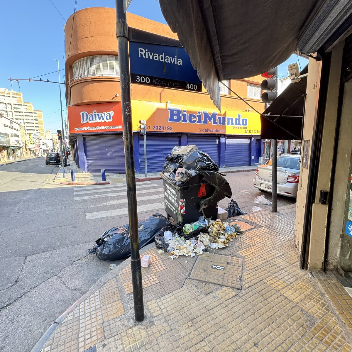 renegador_ar's tweet photo. Medios pauteros de Córdoba: “aumentan los locales vacíos en el centro”

Lo que los medios pauteros de Córdoba no muestran del centro: https://t.co/5NZdgRiFZ4