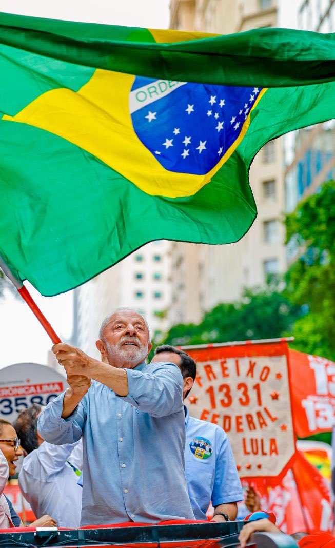 MarceloFreixo's tweet photo. Tá chegando a hora!
Por um país que protege sua população, faz políticas públicas de verdade e tem coragem pra enfrentar o crime organizado. Amanhã é dia de votar em quem tem história e experiência.
Vamos juntos! Conto com você nas urnas!

O Rio tá fechado com Lula Presidente 13, Benedita Senadora 131 e Freixo Federal 1331!!