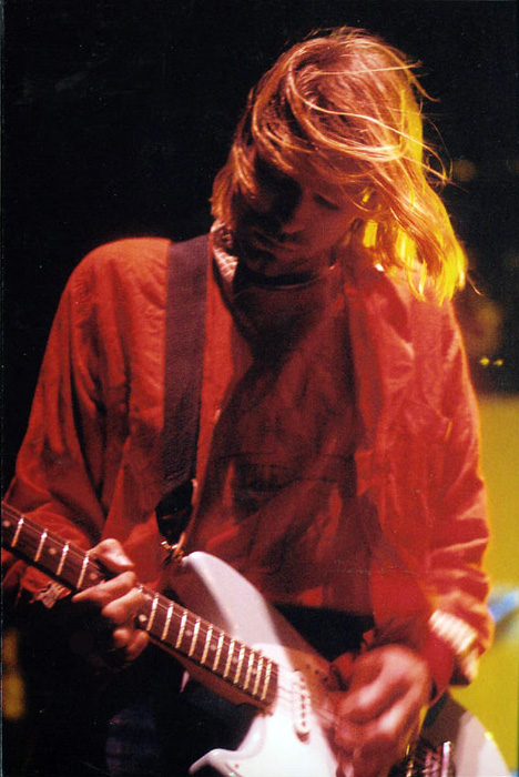 hourly_cobain's tweet photo. https://t.co/TO7UvS7bzR