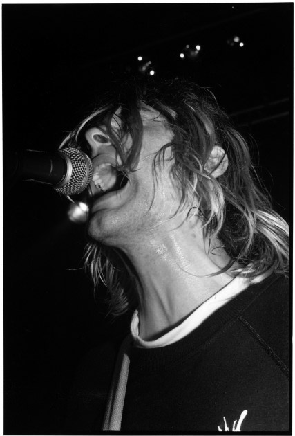 hourly_cobain's tweet photo. https://t.co/1uJN6qYVpo