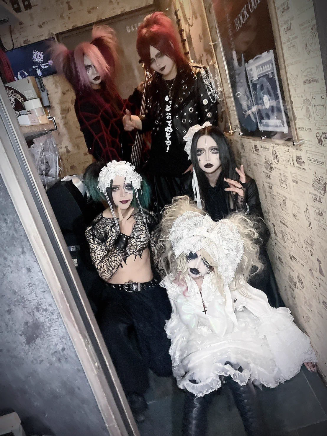 Reposts by - 綾葉 - DazzlingBAD / 呪縛憑霊 - (@xxxBAD_AYAHA_) / X