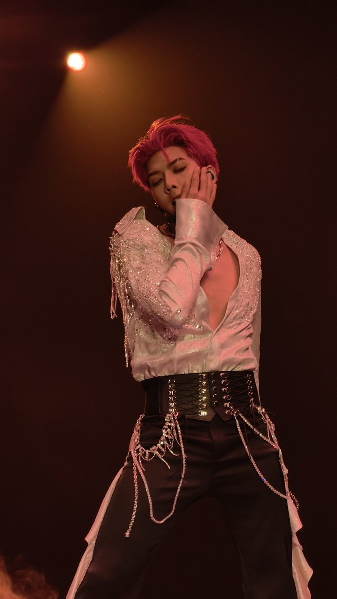 faiivsa's tweet photo. ท่องไว้ๆเป็นแม่ เป็นแม่ แม่ไๆๆๆๆๆๆ

PERSES UNCENSORED CONCERT
#PERSES_UNCENSOREDConcert
#PERSES_TH #PALM_PERSES https://t.co/RL93Tk1q08
