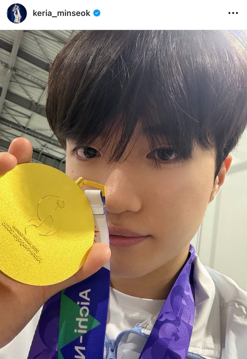 issranfav's tweet photo. 저번 항저우 아시안게임에 이어서 두 번째 금메달을 목에 걸게 되었습니다. 제가 좋아하는 것을 하면서 우리나라를 대표할 수 있다는 사실에 늘 감사한 마음입니다. 팬분들께 계속 좋은 모습 보여드릴 수 있도록 책임감을 가지고 노력하겠습니다 🥇 https://t.co/SVcRgYHyPM