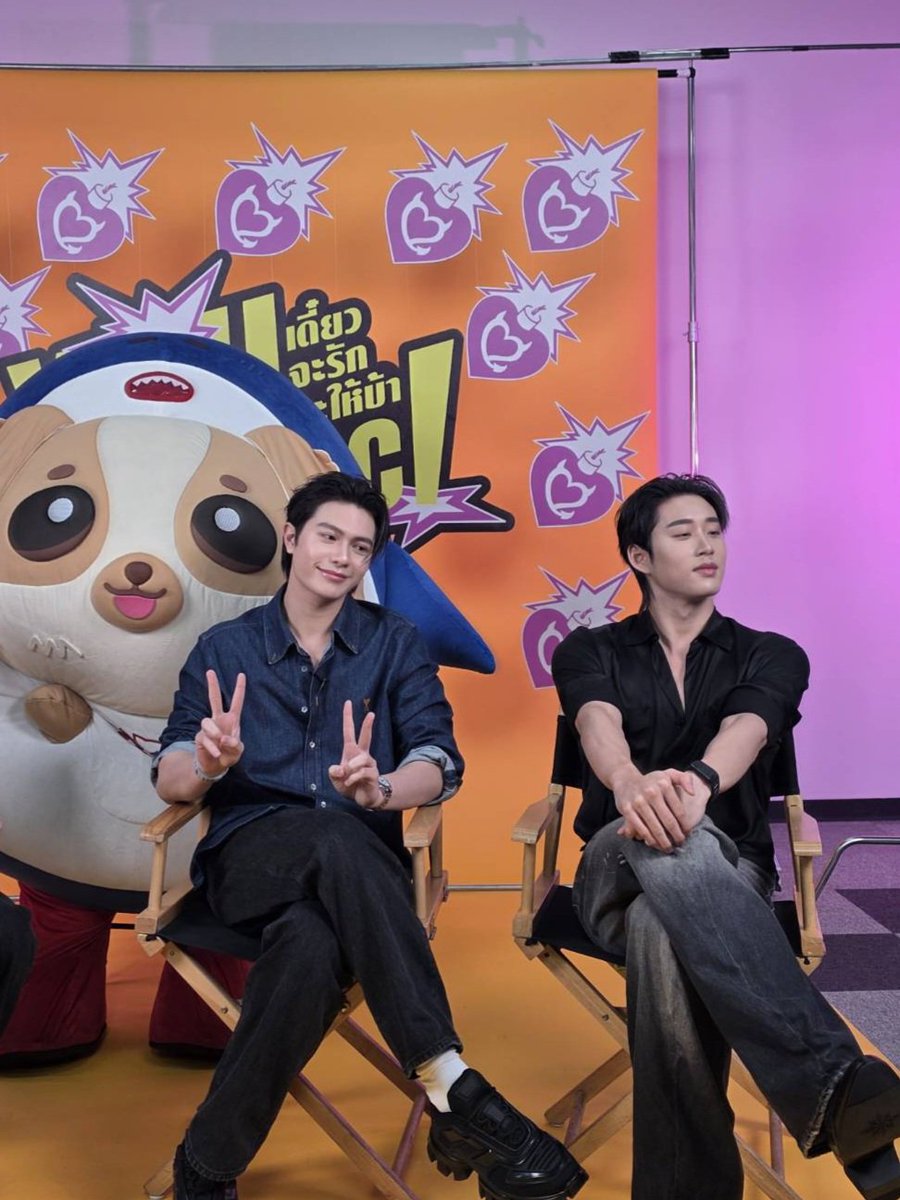 wesley_gmmtv's tweet photo. น้อนดีใจที่มาหาน๊าาา น้อนเกียมปายปิดตา #YouManiacSeriesEP6 จามาแน้วว 🫣

#WESLEY https://t.co/BIKSPyDCk8