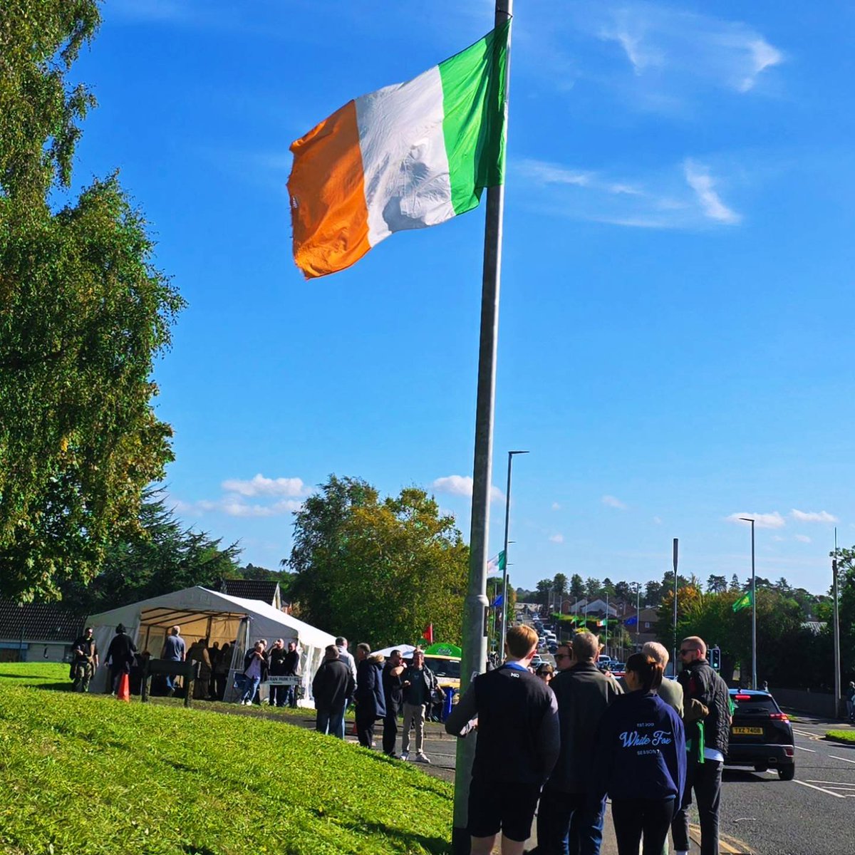 MightBeDD's tweet photo. Immensely proud to be with the residents and supporters of #garvaghyroad today 🇮🇪

(despite what @PatLeahyIT thinks) 

Tiocfaidh ár lá. https://t.co/Wlz7WsUOds