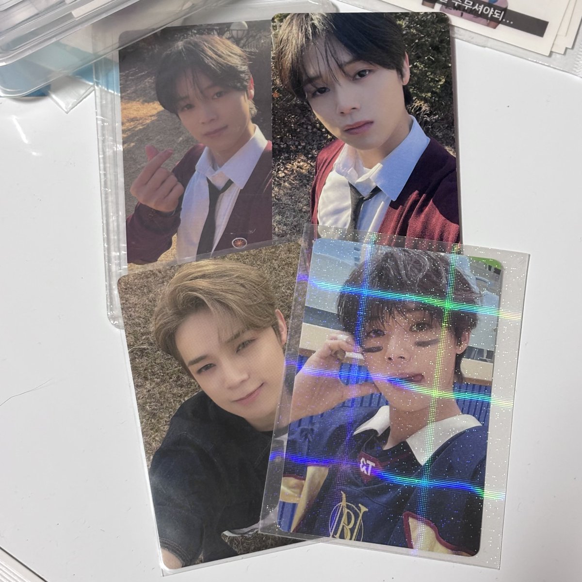 pruserux's tweet photo. ดีล/ไม่พร้อมส่ง
- การ์ดเค K 360฿ (ได้ 4 ใบ)
* ราคารวมส่งแอร์แล้ว *
🤍 สนใจ dm #ตลาดนัดandteam #ตลาดนัดแอ่นทีม https://t.co/DRKmMuWNLn