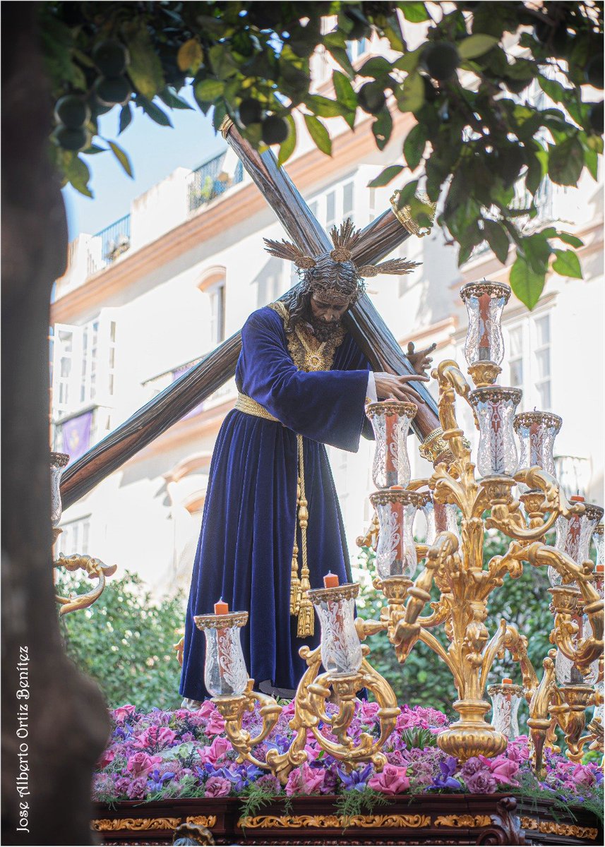 jaob_80's tweet photo. Procesión de ida de Nuestro Padre Jesús Nazareno del Amor, a la S.A.I.Catedral con motivo del LXXV aniversario fundacional de la Hermandad.
Nazareno del Amor 1951-2026 Amor de Cádiz 
Hermandad del NAZARENO DEL AMOR
Cádiz,25 Septiembre 2026.
#AlAmorporlaEsperanza 
@HdadAmorCadiz https://t.co/mETmpt11Jr