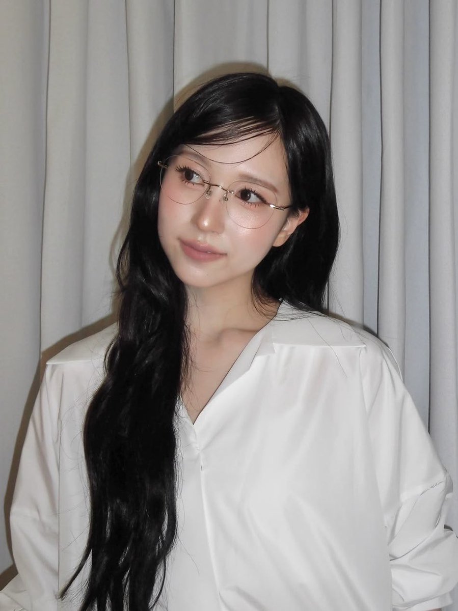 bitharine's tweet photo. Hello there everyone! 🥰 https://t.co/BsonWF4Uo4