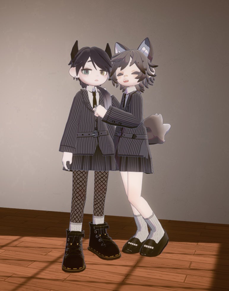 momohatogogh's tweet photo. 仲良し双子コーデ🖤🩶♊️ https://t.co/UfAIqpQApu