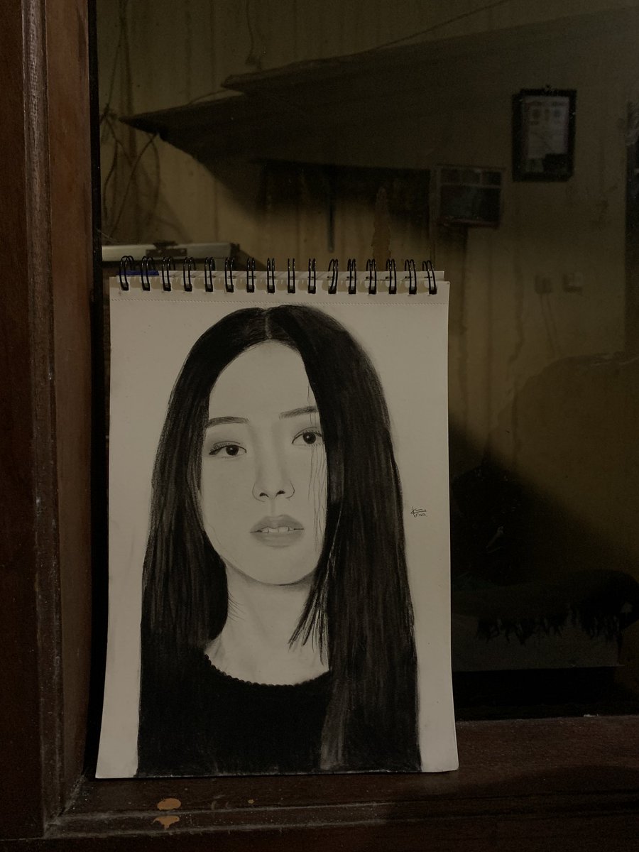 HumairArts's tweet photo. #VGenCode #art #realism https://t.co/IZE4I9oZ5s