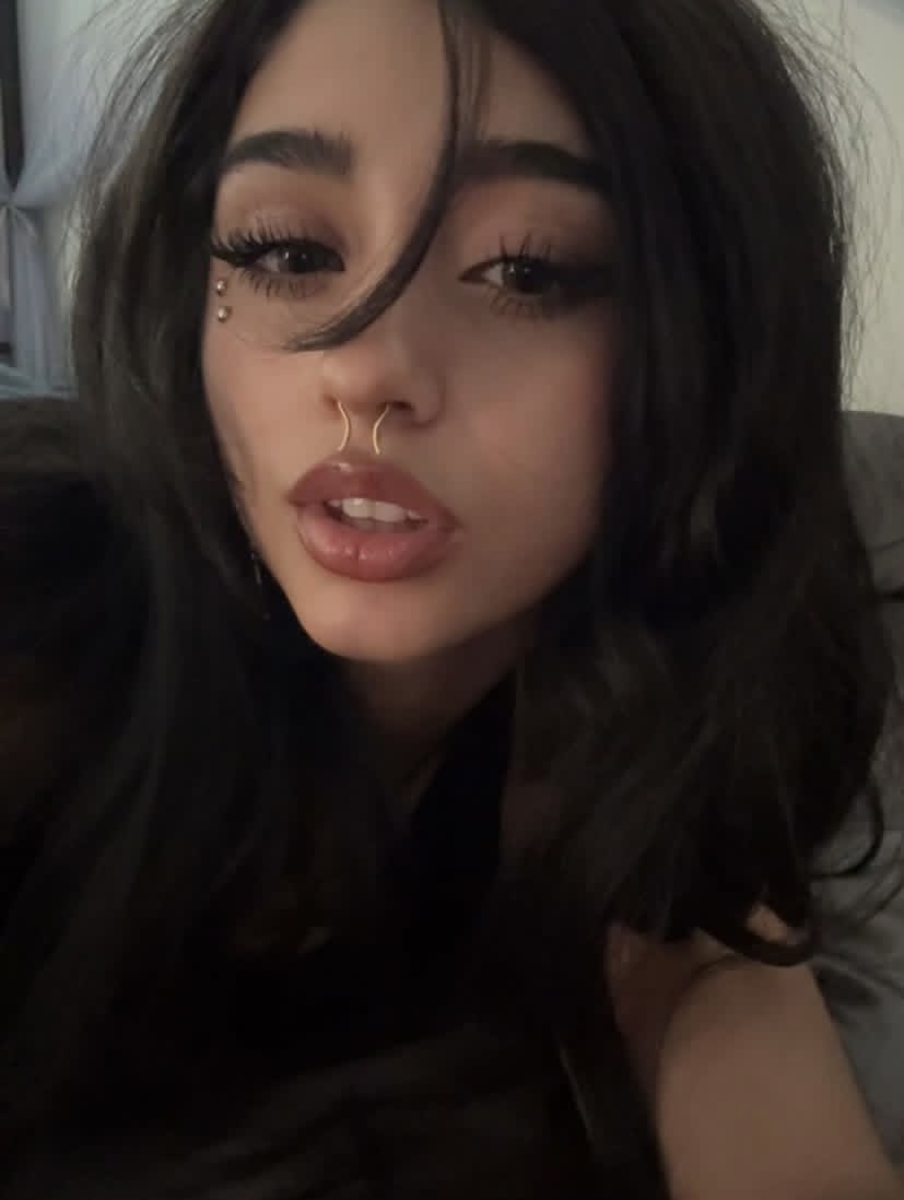 _leeenaaaa_'s tweet photo. Good morning, say it back https://t.co/APpeSYaqyt