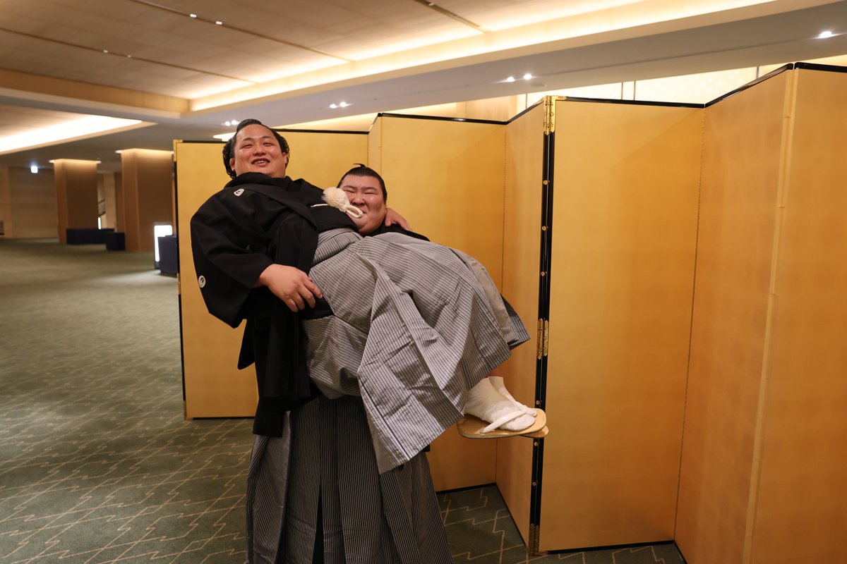 isegahama_beya_'s tweet photo. 本日、翠富士関の結婚披露宴が盛大に執り行われました。

#伊勢ヶ濱部屋 #isegahama #翠富士 https://t.co/ymF6Guh0cN