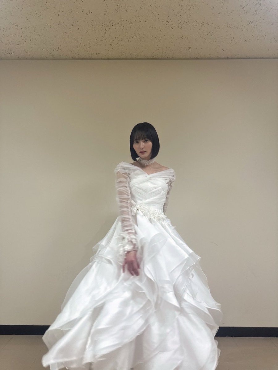 nogizaka46's tweet photo. 【ブログ更新 遠藤さくら】 愛:あい
https://t.co/cFTvMTQu4T https://t.co/JGrb0prWd7