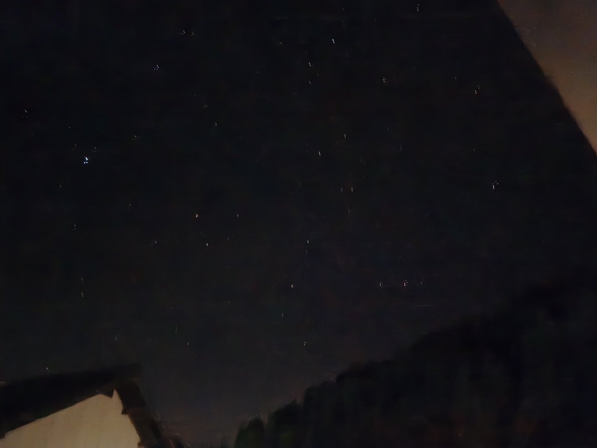 02_zakio's tweet photo. 俺が住んでるとこじゃ見れない星空✨ https://t.co/gqDCziUiWr