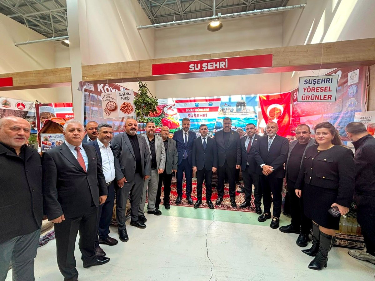 ismetDALCI's tweet photo. Değerli Taksi Esnafımız, 

Bugün 17. Sivas Günleri kapsamında düzenlenen programa katılarak, ilçe standlarımızı gezdik ve Sivas'lı hemşehrilerimizle buluştuk. 

Gösterdikleri misafirperverlik için tüm hemşehrilerimize teşekkür ediyorum. 

İSMET DALCI
İSTANBUL TAKSİCİLER ESNAF ODASI BAŞKANI

@MehmetYiginer 
@istesob