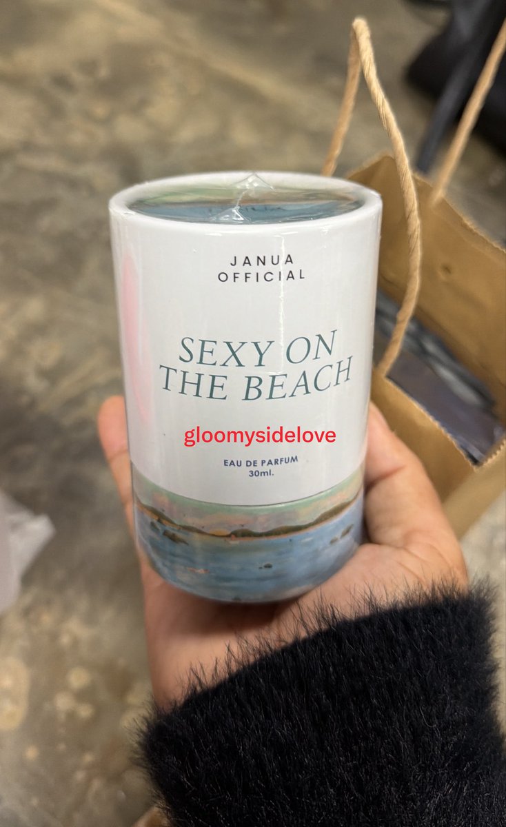 gloomysidelove's tweet photo. 🎉🎉แจกน้ำหอม JANUA กลิ่น SEXY ON THE BEACH 30ml.  1ขวด ฟรี‼️
ซัพพอร์ตร้านค้าในงานซะหน่อย(•^^•)

กดรีโพส+กด❤️ได้เลย สุ่มวันจันทร์ที่ 5 ประมาณสายๆไม่เกินเที่ยง(รอตื่นก่อน🤭)

#รักสุดใจนายแฟนบอยSeries
#MrFanboySeries https://t.co/HCUHNigS4M