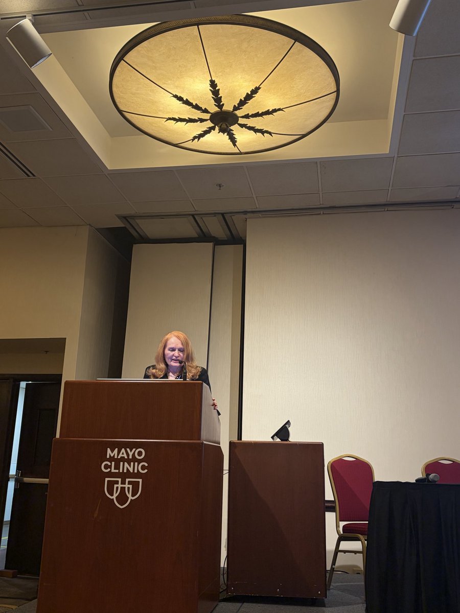 LeticiaRolonMD's tweet photo. Day 2 of @MayoClinicNeph 2026 Selected Topics in Glomerular Diseases &amp; Kidney Pathology starting off with our fearless leader, Dr. Vesna Garovic, sharing opening remarks highlighting the impact of Mayo Clinic in the field of Nephrology, as well as upcoming courses. Stay tuned! https://t.co/EyuCasEsbR