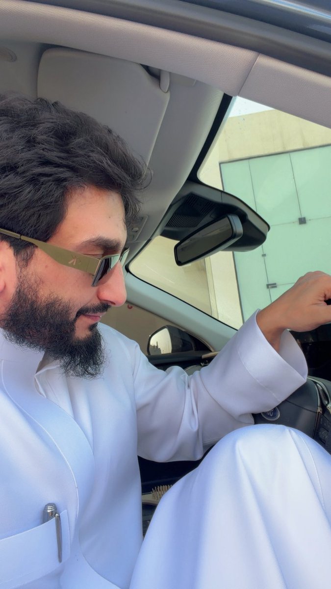 binsaad34's tweet photo. هذا مشكلة اللي ياخذ تورس في سنه ٣ بطاريات 🙂🙂فجأة طفت علي
من نفس معاناتي …
وربي تغث https://t.co/8lirYQ43ra