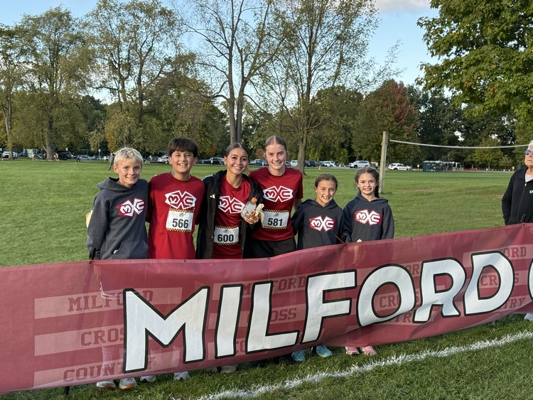 MuirColts's tweet photo. The Muir Boys and Girls teams both placed 1st at the Oakland County Championship Race today at Kensington!  33 schools and Muir is #1. Way to represent Colts! https://t.co/iC67zUPbp0