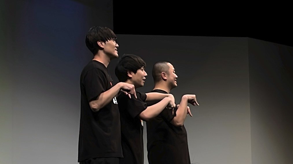 purin1029's tweet photo. ハナコ第10回単独公演『これ』3日目夜公演を観に行きました☝️自分が観に行った回が特別になるライブ！配信でご覧になっていた方々ともこの楽しさを共有出来ていると思うと嬉しくなります。観に行ったけど配信買います！#ハナコ単独 https://t.co/giQOVQBGwS