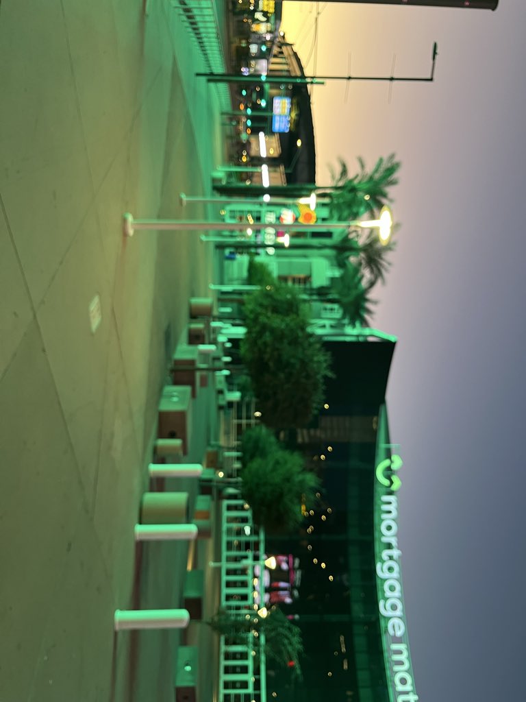 jeffazp's tweet photo. Suns arena and chase field in dt phoenix. Took a not planned break from X spent 25 days in maricopa county for some Bs. Warrant that was quashed. Needed break am great! Better than ever met great people. Walked 3 miles to light rail best walk ever life is good! Go sun devils!! https://t.co/ioaW8Esh9Q