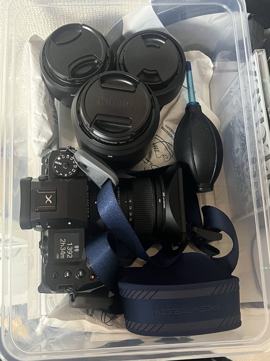 onigisi2525's tweet photo. ポトレ特化のレンズ達☺️
所有欲満たされるわー https://t.co/Ui6hrFhYNk