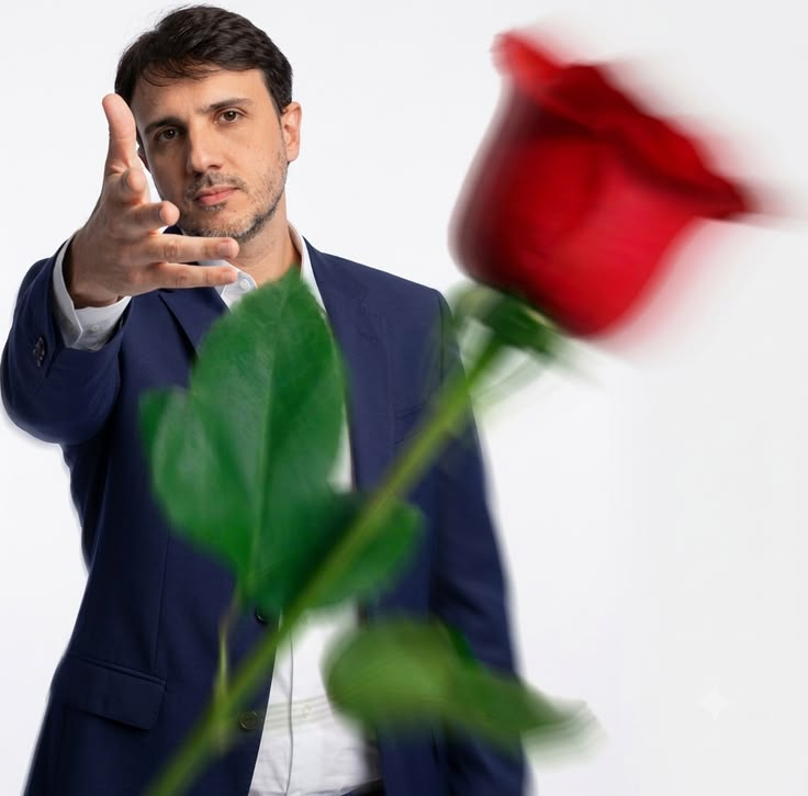 peter_afk's tweet photo. @MichelcSales Não voto nem em fujão e nem em ladrão https://t.co/HNuE3W45WT