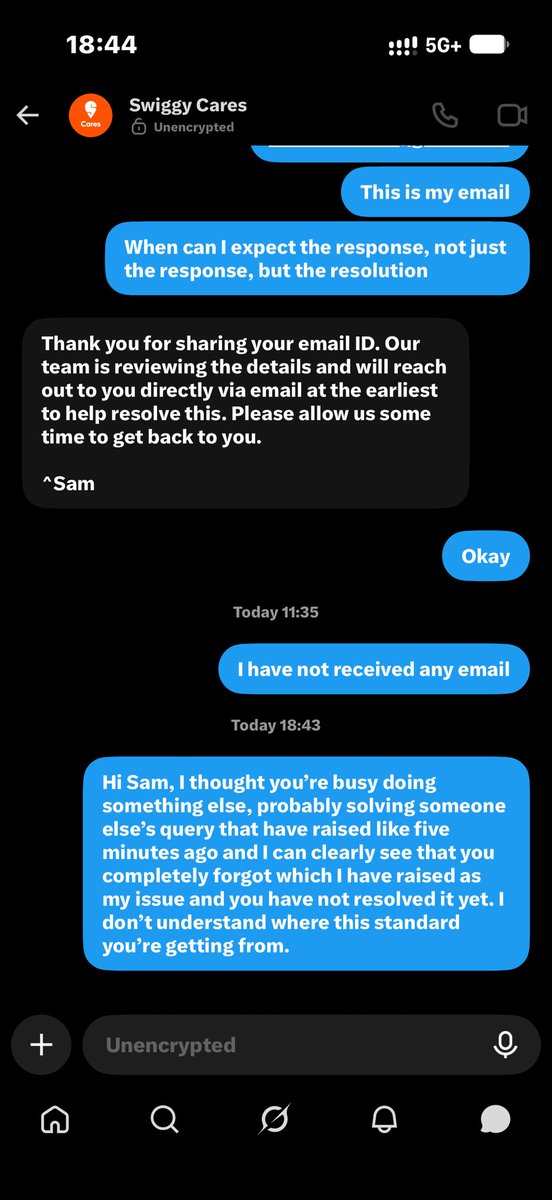 atulvjd's tweet photo. These are all the screenshots that have taken from me and my Swiggy support system chat and certainly, I cannot see this issue for the resolving. It’s not topic of ₹10-₹15, but apparently, it’s ₹800. I’m student. I get money from my parents @SwiggyCares @Swiggy https://t.co/7wfR0lwBUP