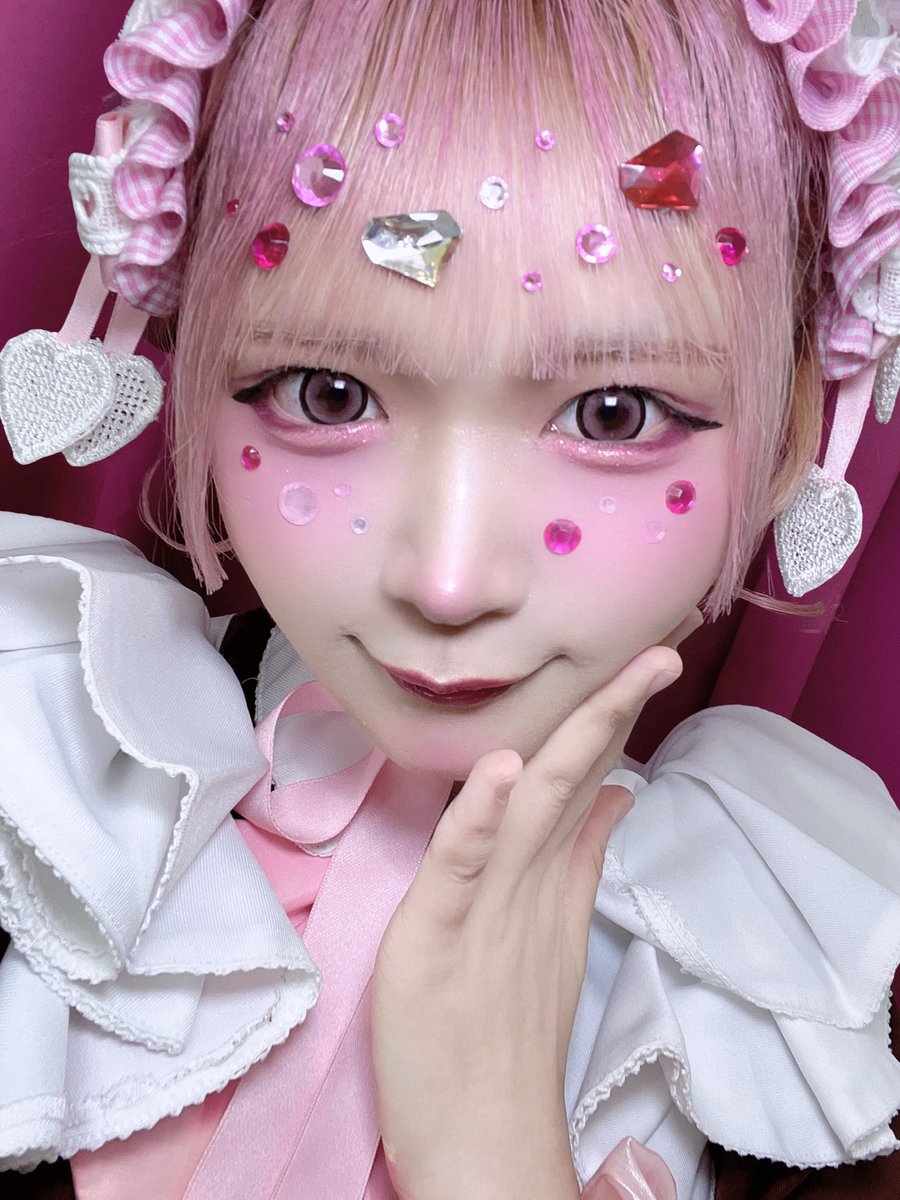 maid_amour's tweet photo. 顔♥ドーン https://t.co/bx2nThM7qz