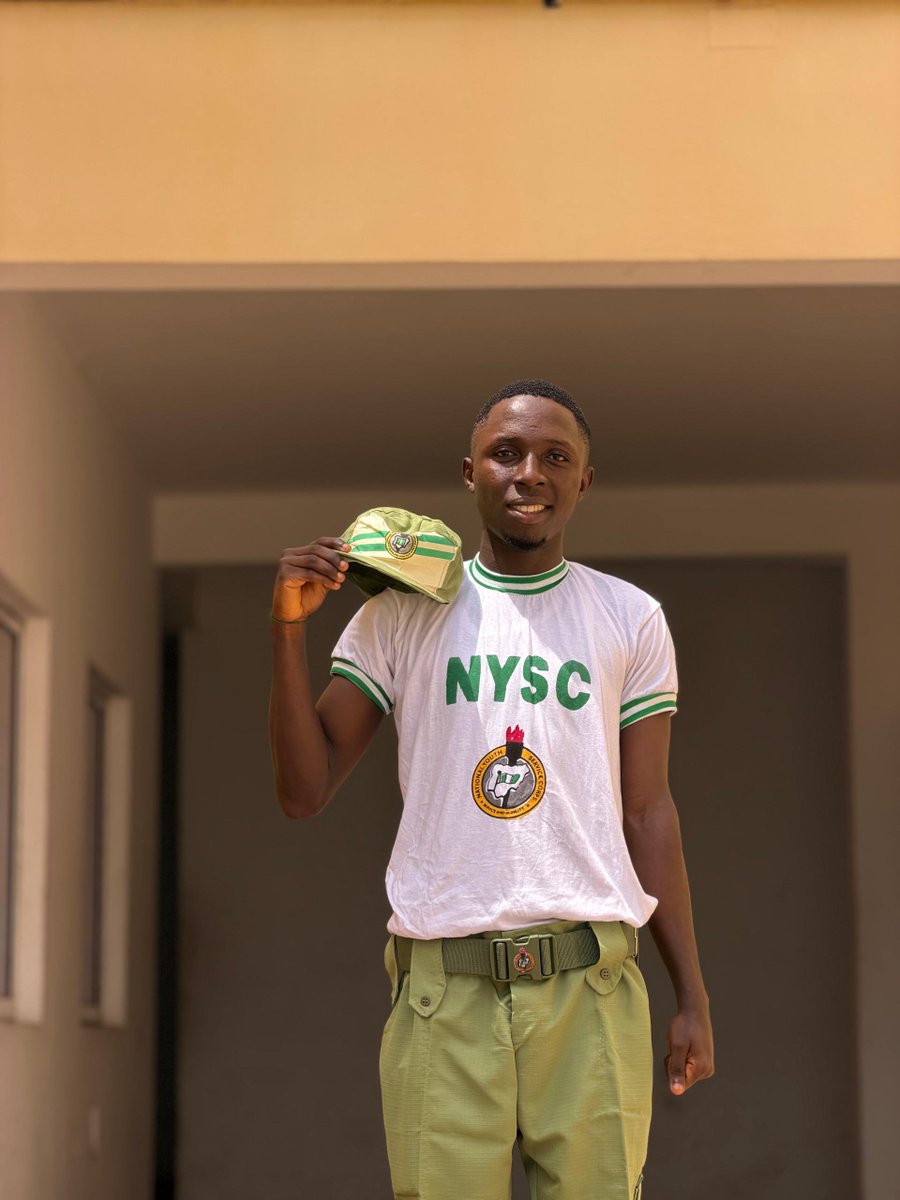 Kehinde_Vict0r's tweet photo. To serve Nigeria 🇳🇬 with all my strength ✊ https://t.co/zl0DnVdOef