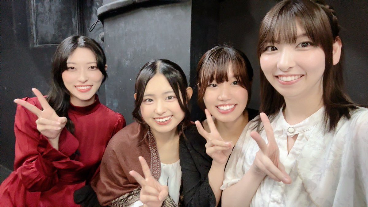 poro_jinrou's tweet photo. #LSAかもめ
4日目ありがとうございました！！

明日はいよいよ千秋楽。
Bキャストは17時からの開演です！
名残惜しい…！
最後まで大切にお届けします💪

🎫会場まだ入れます！飛び込みもぜひ！
https://t.co/IKaq0Q4o4I

オフで撮ってたお写真たちを解放📸 https://t.co/k5ZegoZ3uq