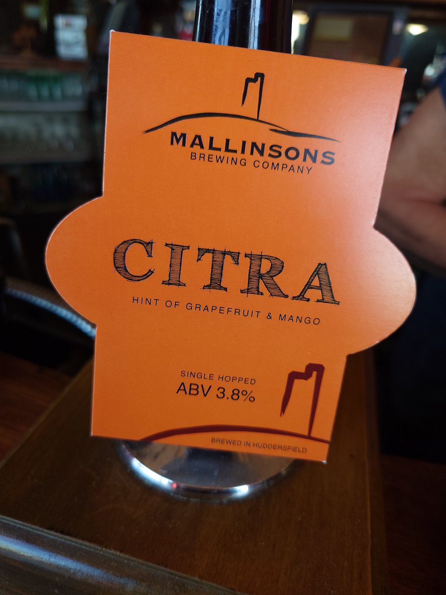 norfolknog1's tweet photo. Yippee and treble yippee!!! We have #hops superb @Mallinsons on cracking form at the @AlexandraHotel4 #Hull 😄 @HullCAMRA https://t.co/Gn1OTVoBeO