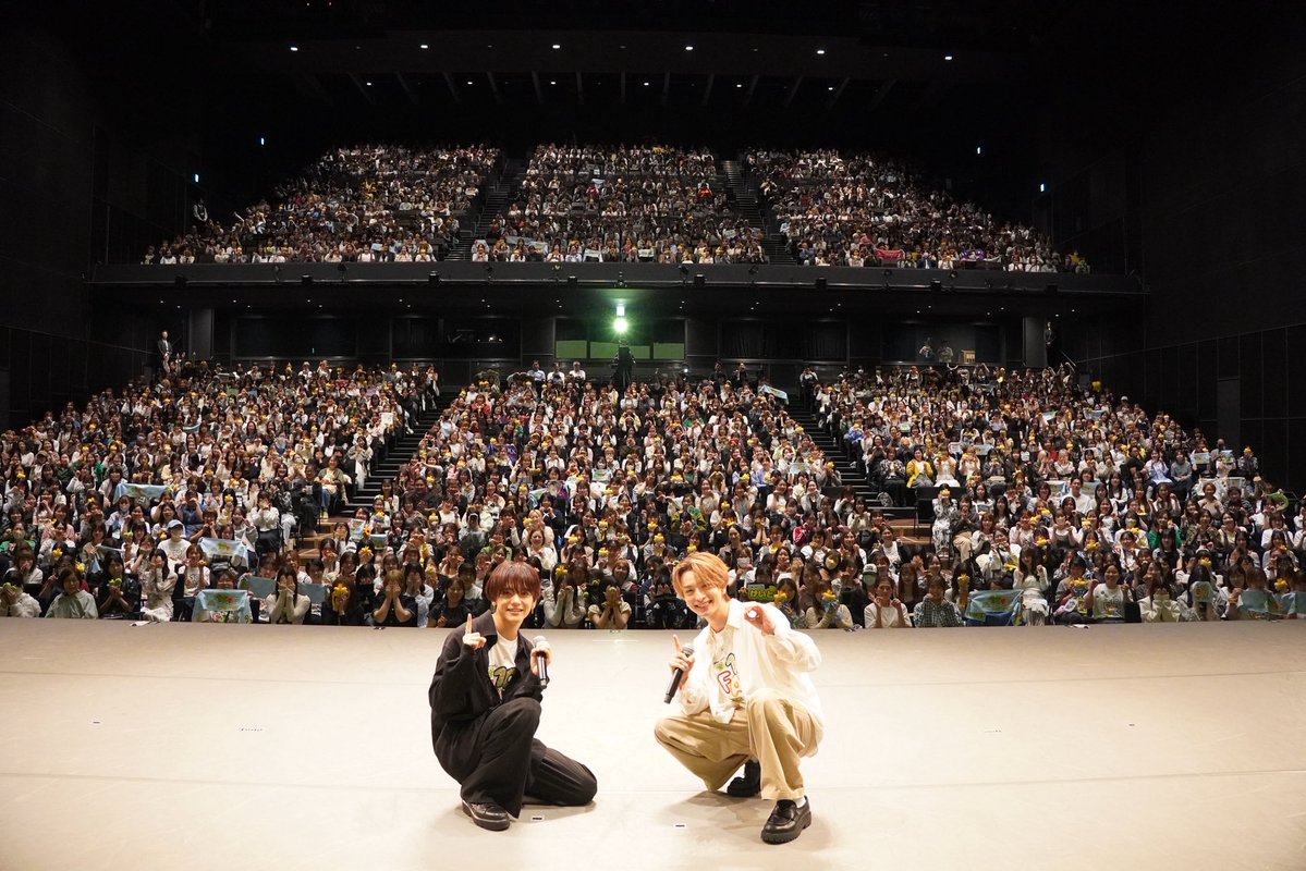 fantastics_fext's tweet photo. 「10FAM MEETING 2026」

お越しいただいたてんふぁむの皆様
慧人念願のファンミーティングを
一緒に楽しんでいただきありがとうございました✨

10keiちゃんねる
3年半の思い出を振り返りながら
笑いあり涙ありの
メモリアルな時間でした🐸🐶

皆さんと...📸
引き続き「10keiちゃんねる」の応援を
よろしくお願いいたします🤲

@10kei_ch 
#10keiちゃんねる
#10FAM2026
#FANTASTICS
#木村慧人
#中島颯太