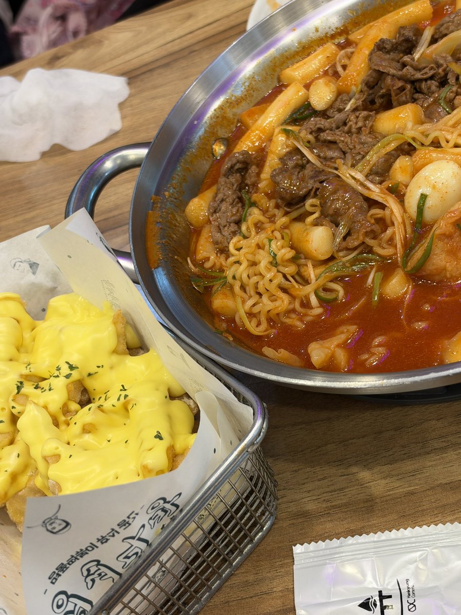 bbj_sl's tweet photo. 전원 재방문 의사 O
험난하고 재밌는 하루 ... https://t.co/CgDBVGUpR3