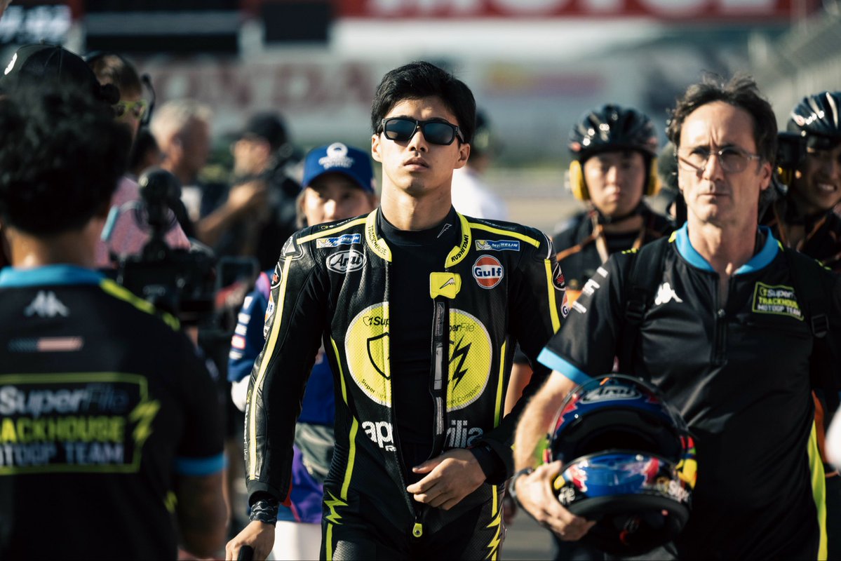 Kushitani's tweet photo. Oct. 3 | On track.🔥🔥🔥

Many thanks💙💛🖤
@AiOgura79 
@TrackhouseMoto https://t.co/YjdAFnmFIU