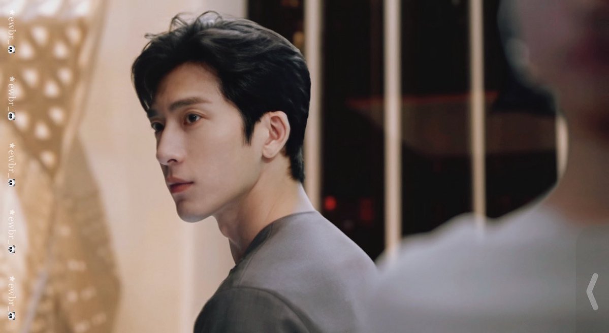 ewbr_'s tweet photo. oh my god! jingbao god-tier side profile. 

#井柏然 #JingBoran https://t.co/hcTlOLrznU