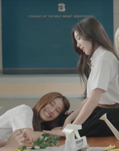 ZetFANY's tweet photo. เงียบไว้ทุกคน เดี๋ยวนี่กรี๊ดเอง https://t.co/wkli11vWWN