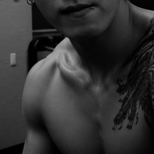 veriozxys's tweet photo. hey guys. heard it's already #sexysaturday and I have to share my part. hope the weekend is good. come join me though. 😏
#krp #krp18 #krp20 #btsrp #btsrp20 #nsfwrp #sexrol #lewdrp #jungkookrp #jkrp https://t.co/J9423psq4T