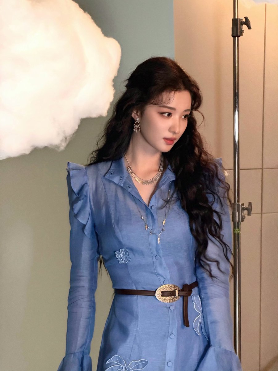 phoenixwm0's tweet photo. I'm badly into her beauty!!!! #WangChuran https://t.co/jBWwAVtRhg
