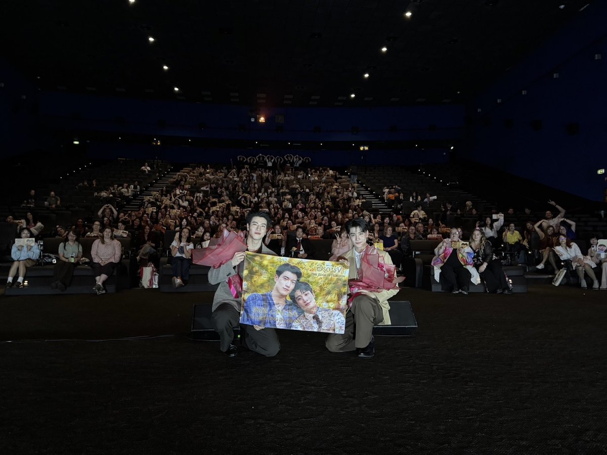 ArunRungTH's tweet photo. Grazie mille🙏

ขอบคุณทุกคนที่มาหาเด็กแฝดในวันนี้ ขอบคุณทีมหน้าจอที่คอยติดตามและเป็นกำลังใจให้อินองศานะครับ

INNONGSA FANMEET IN MILAN 

#InnOngsaFM_Milan
#InnOngsa #อินองศา https://t.co/geFinJozlp