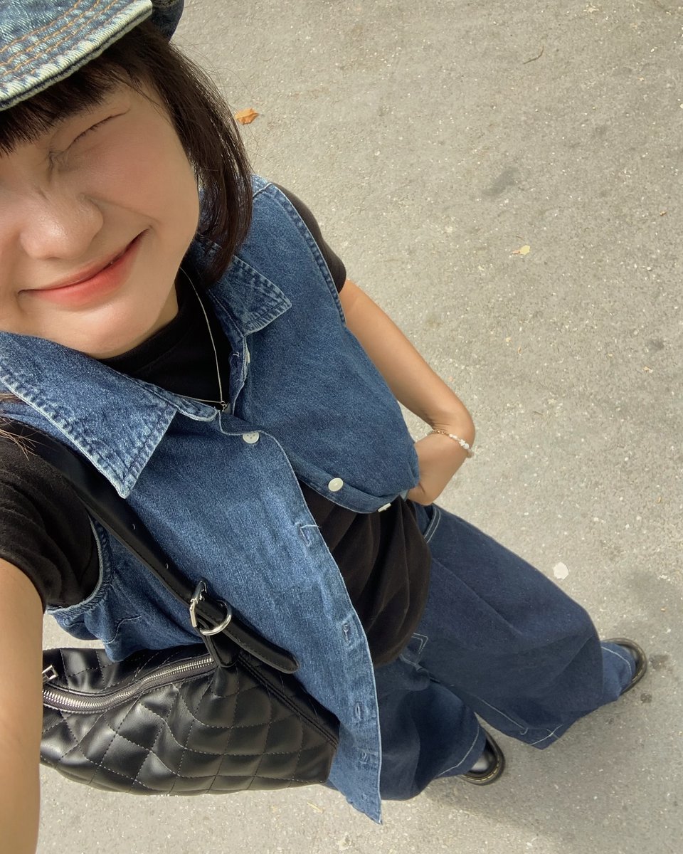 mehmetyalm2's tweet photo. Howdy! 🌻 Don’t forget: you are enough, and you’ve always been. Believe it. 💖
hivN https://t.co/C1BiCecbrh