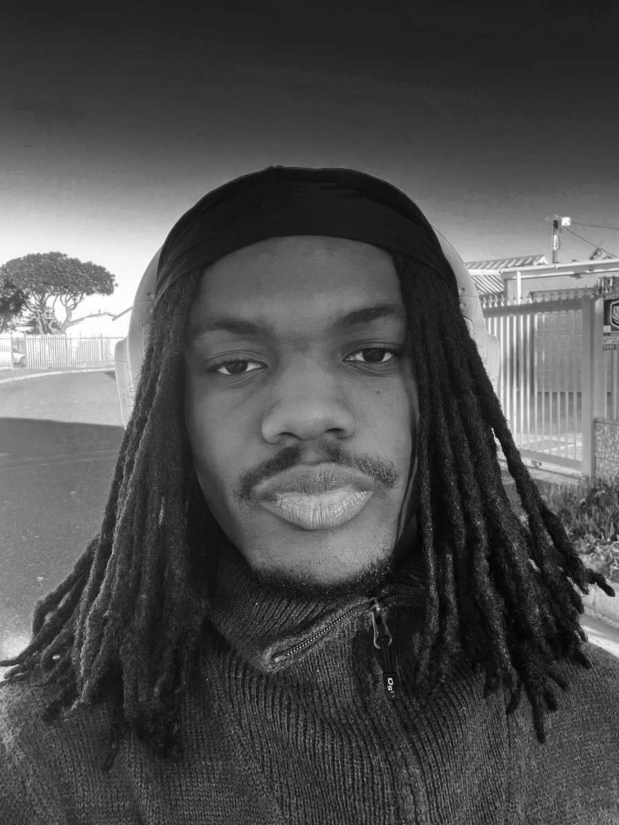 malinborderland's tweet photo. Black and White🖤🤍🩶 https://t.co/o2yns0txsY