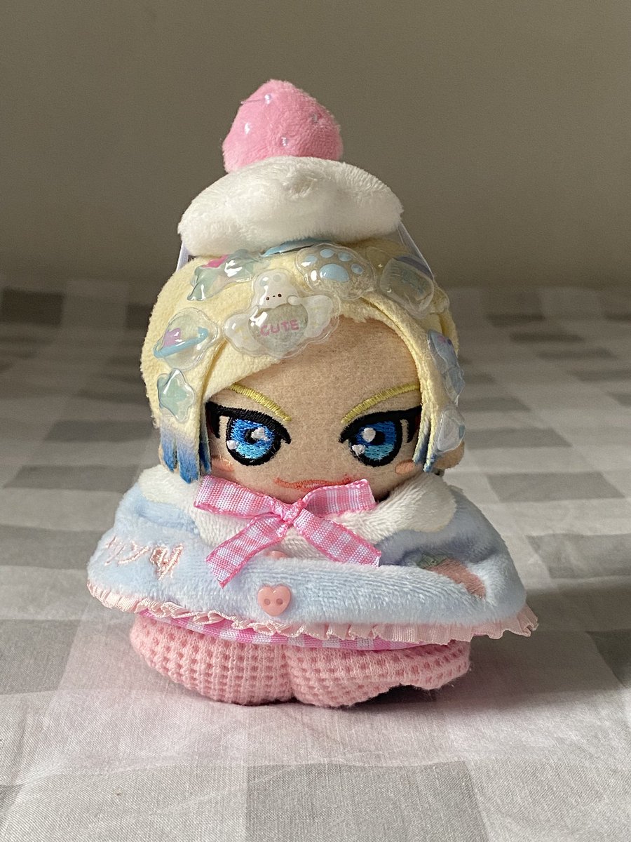 nessfangirl's tweet photo. my striker can’t POSSIBLY be this cute https://t.co/WSz0Cmz34d
