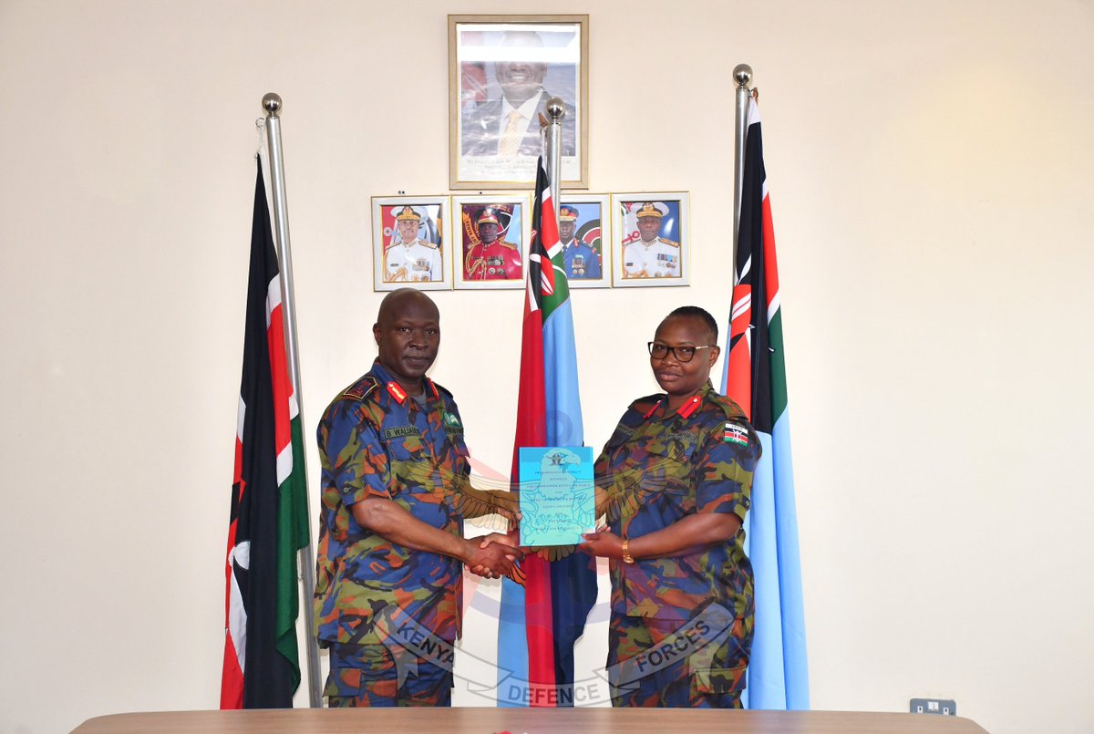 kdfinfo's tweet photo. The Commander Kenya Air Force, Major General Bernard Waliaula, presided over the signing of Performance Contracts for KAF Formation Commanders and Principal Staff Officers at the KAF Conference Room.

See more: https://t.co/YafJ5cEvg1 https://t.co/vnZWLcEFpj