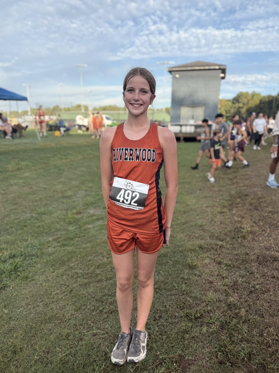 TaylorLee2k13's tweet photo. Last XC meet in the books! 🏃‍♀️💨

Finished 16th out of 91 of the top runners in the HISD District with a 10:10! 🔥

Proud of the work I put in all season and the way I finished. Hard work pays off! 💪

#CrossCountry #XC #DistrictMeet #HardWorkPaysOff #KeepGrinding https://t.co/FzwJKjCmsi